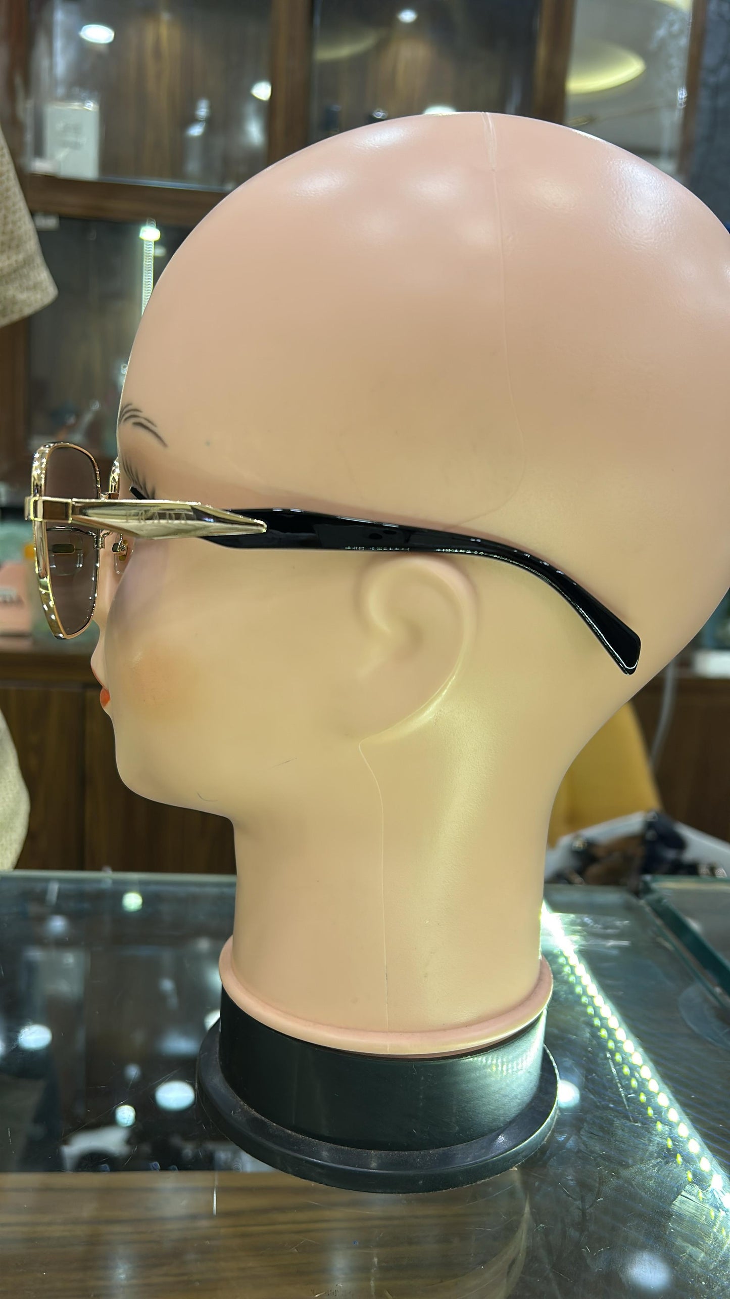 Sunglass