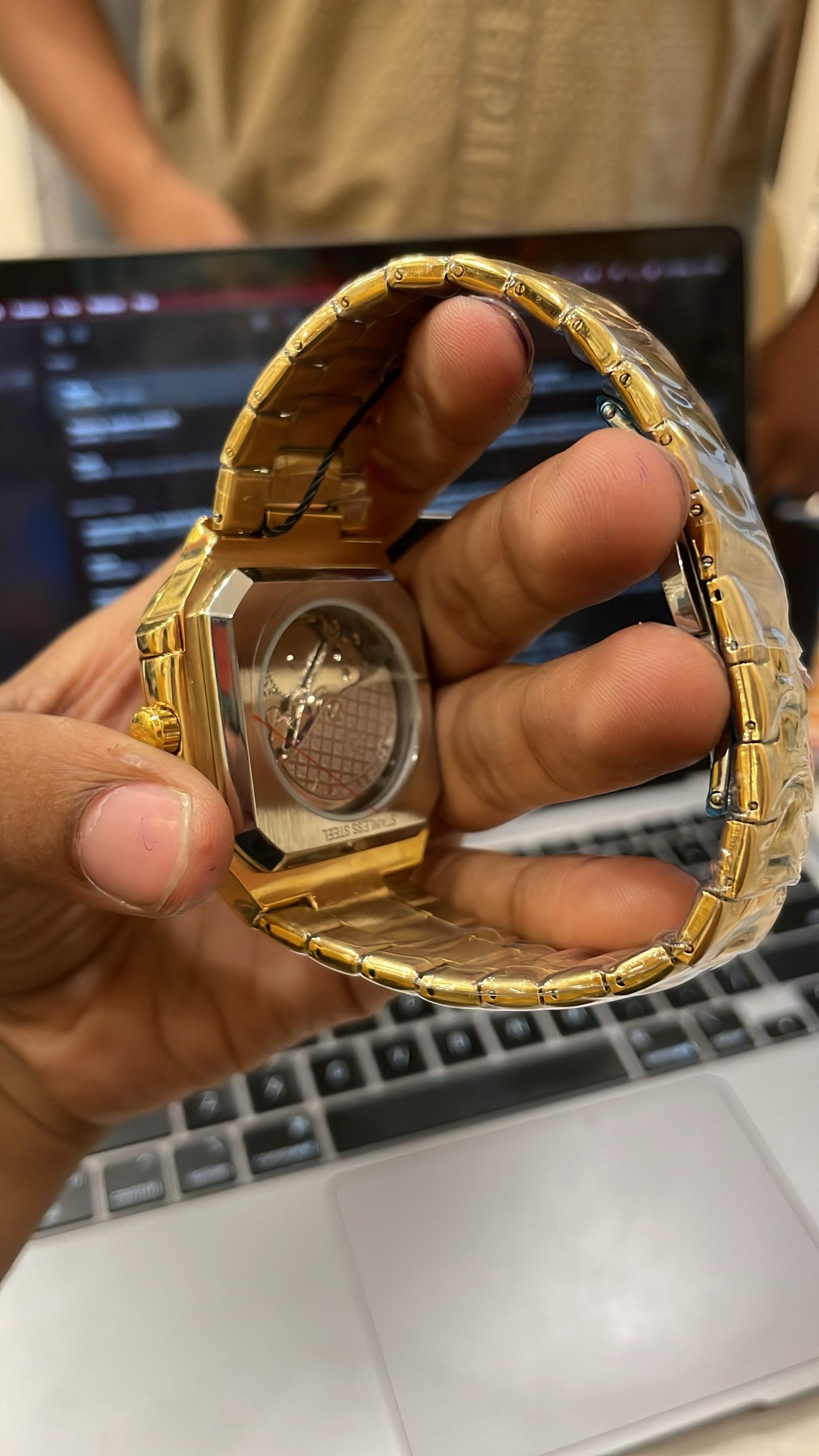Watch automatic