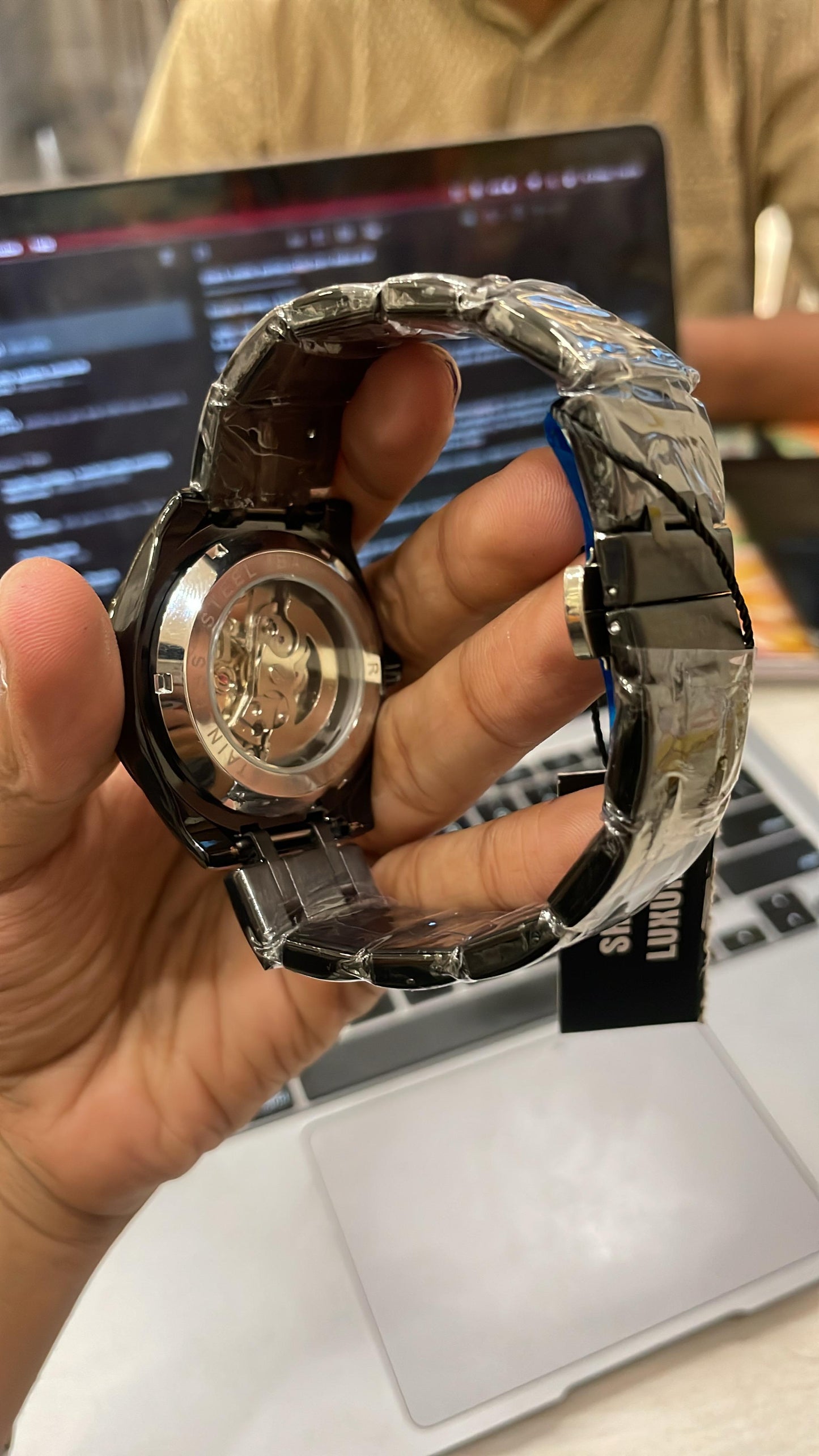 Watch automatic