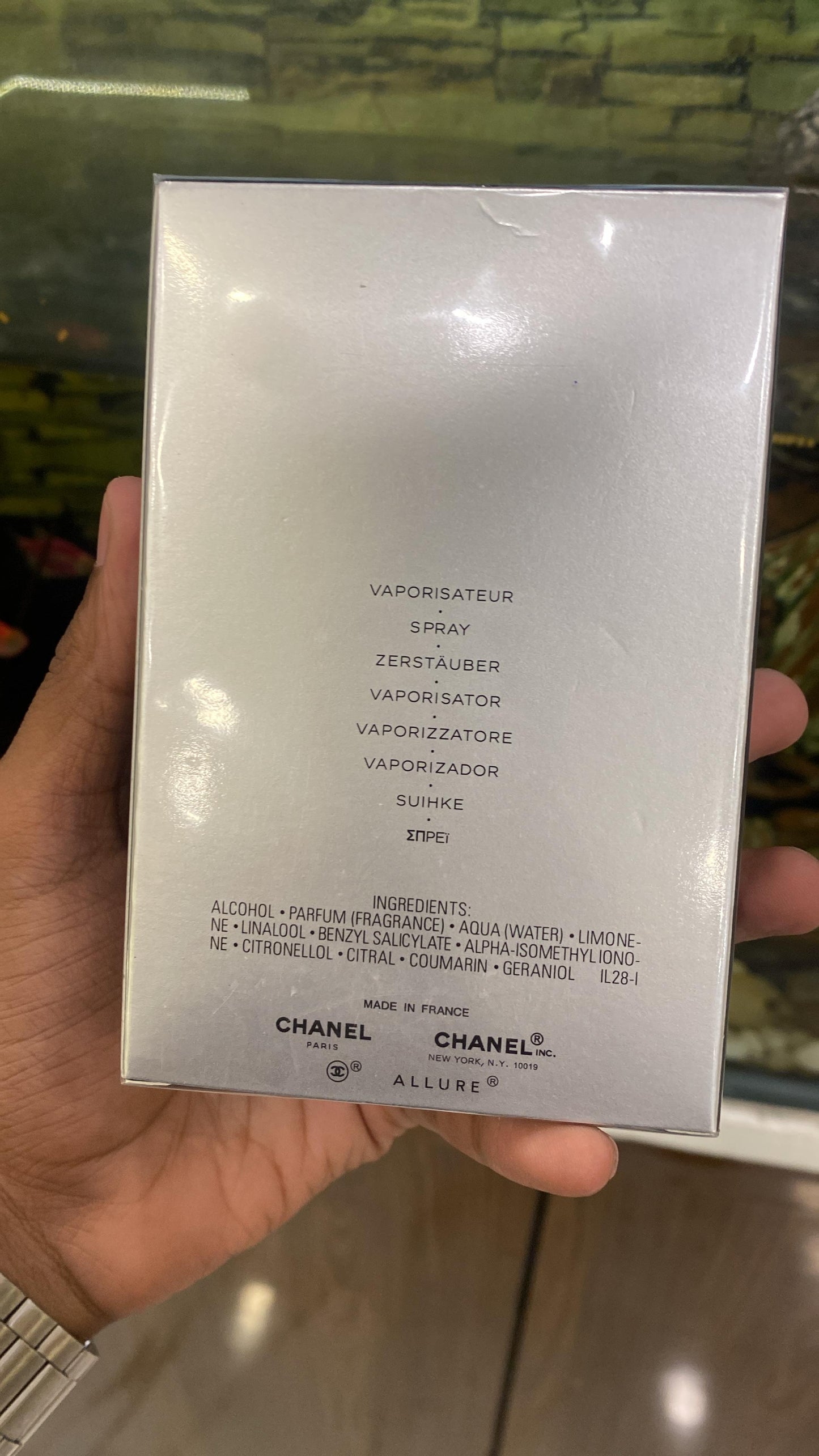 Allure Perfume