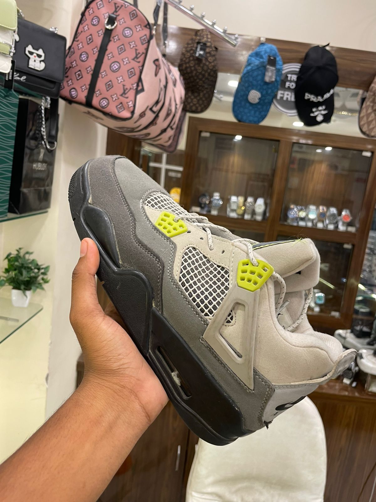 Offer Shoes