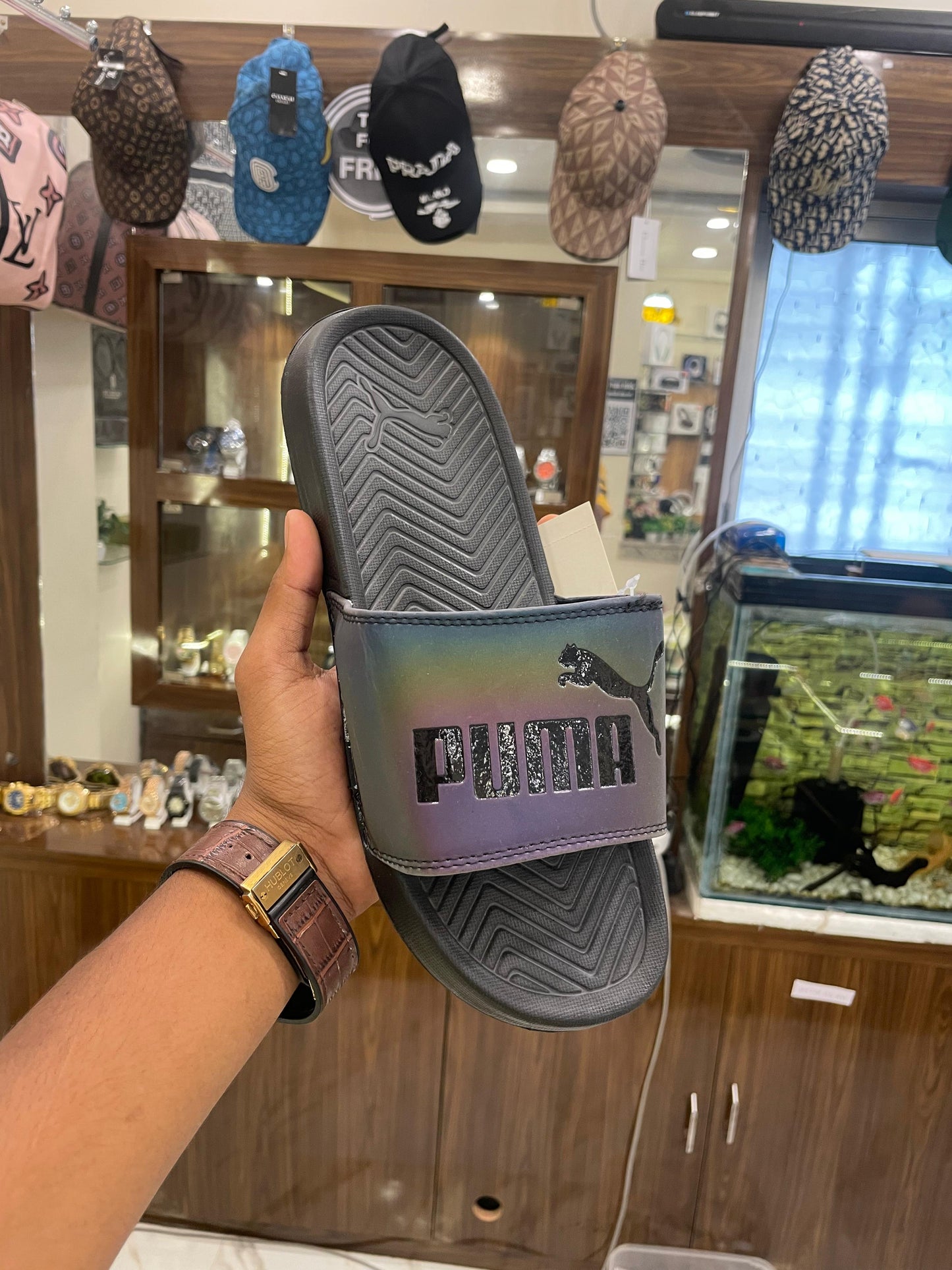 SLIPPER