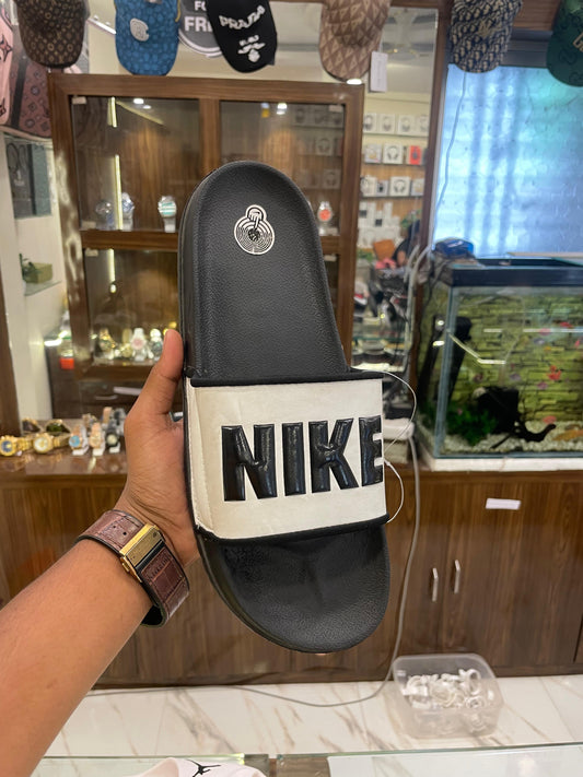 SLIPPER