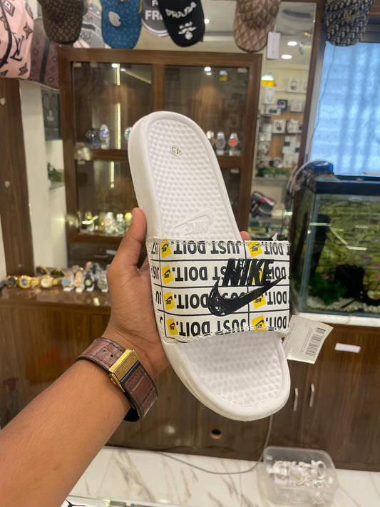 SLIPPER