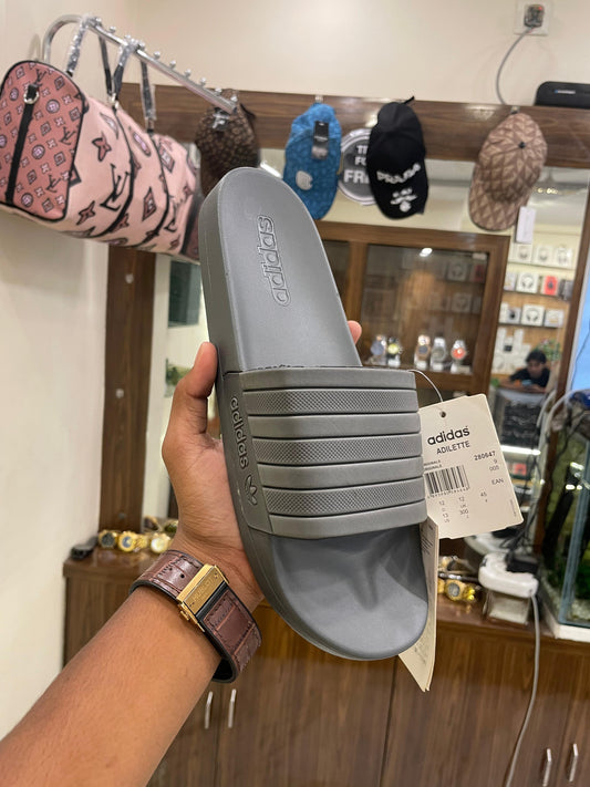 SLIPPER