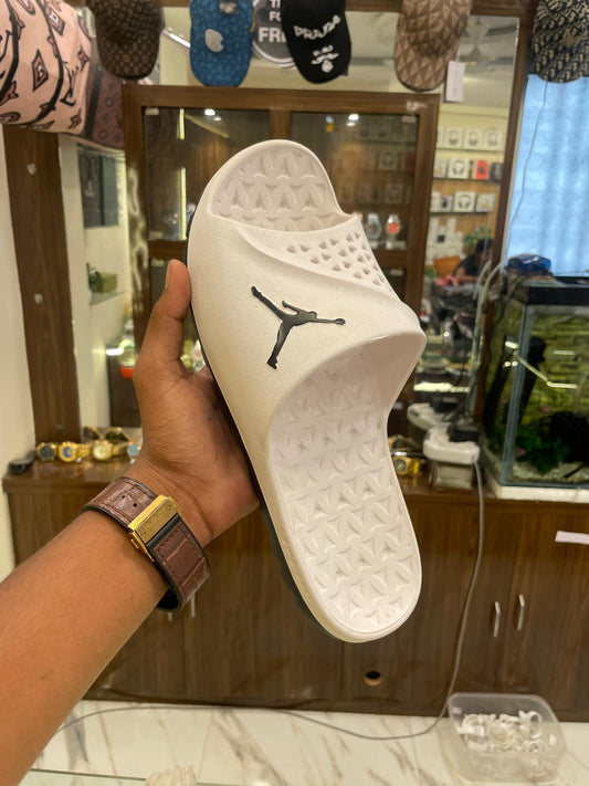 SLIPPER