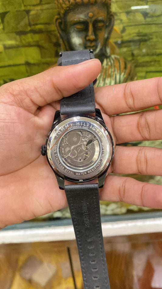 Watch automatic
