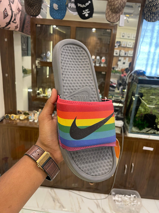 SLIPPER