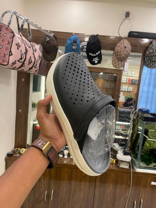 SLIPPER