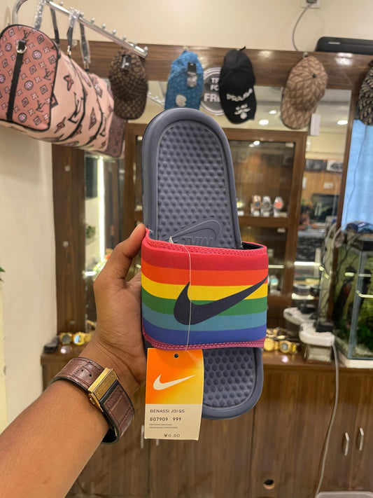 SLIPPER