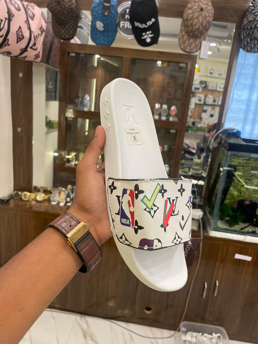 SLIPPER
